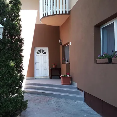 ゲストハウス Morocz Vendeghaz Balatonboglár