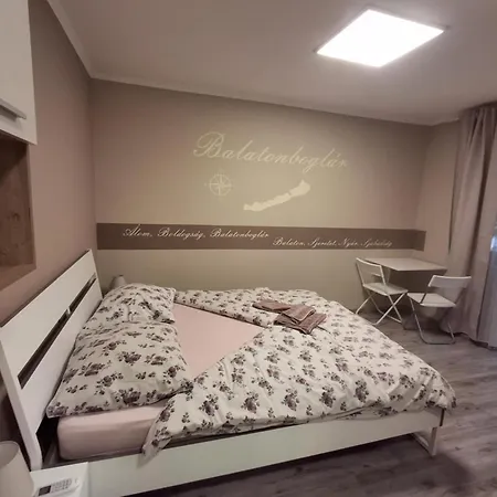 Gasthuis Morocz Vendeghaz 3*