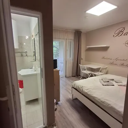 Gasthuis Morocz Vendeghaz 3*