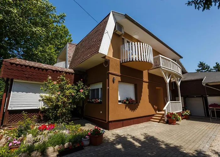 Morocz Vendeghaz Pensionat Balatonboglár