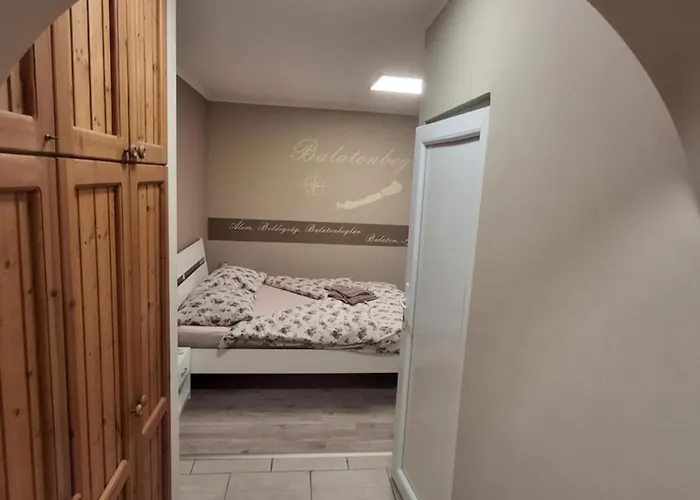 Konukevi Morocz Vendeghaz 3*