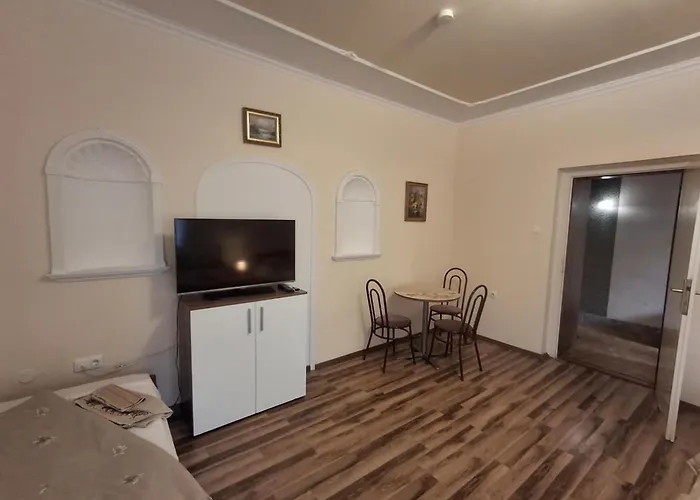 Morocz Vendeghaz 3* Balatonboglár